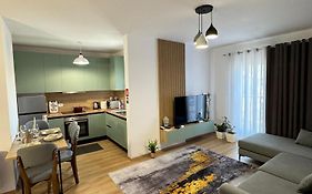 Apartment In City Center